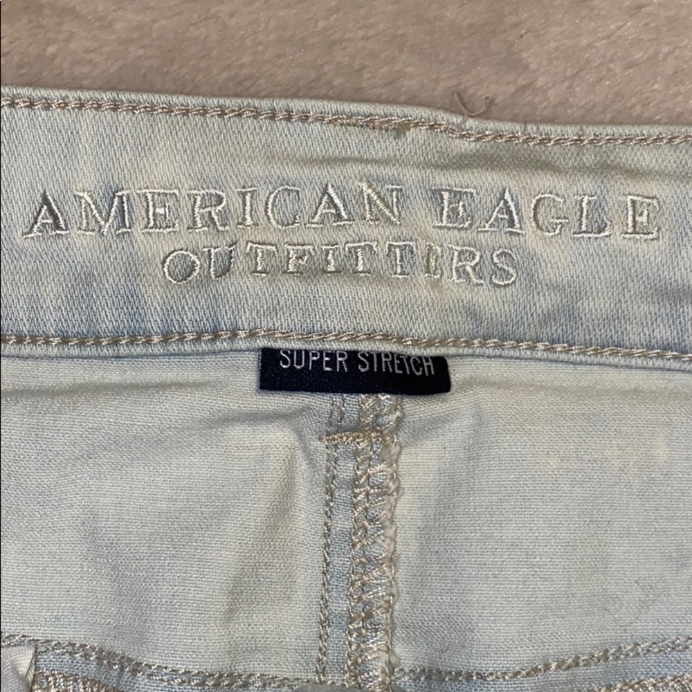 American Eagle High Rise Jean Short Size 8 - Picture 4 of 5